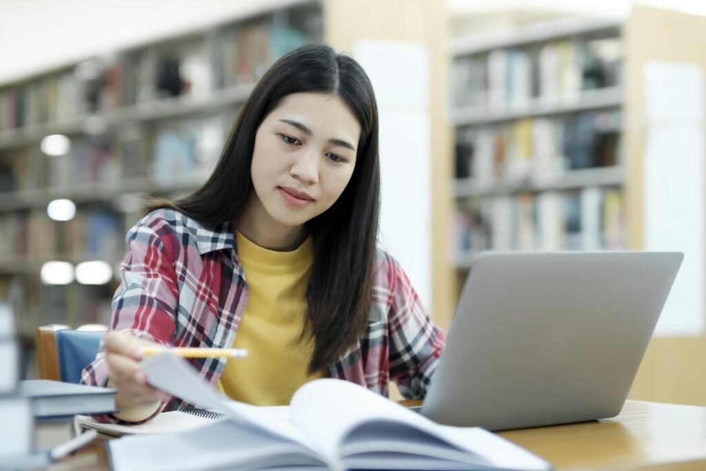 How to Use Claude for Research: A Step-by-Step Guide