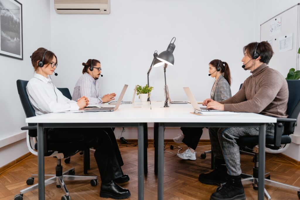 How Small Teams Use AI for Customer Support (Real Examples)